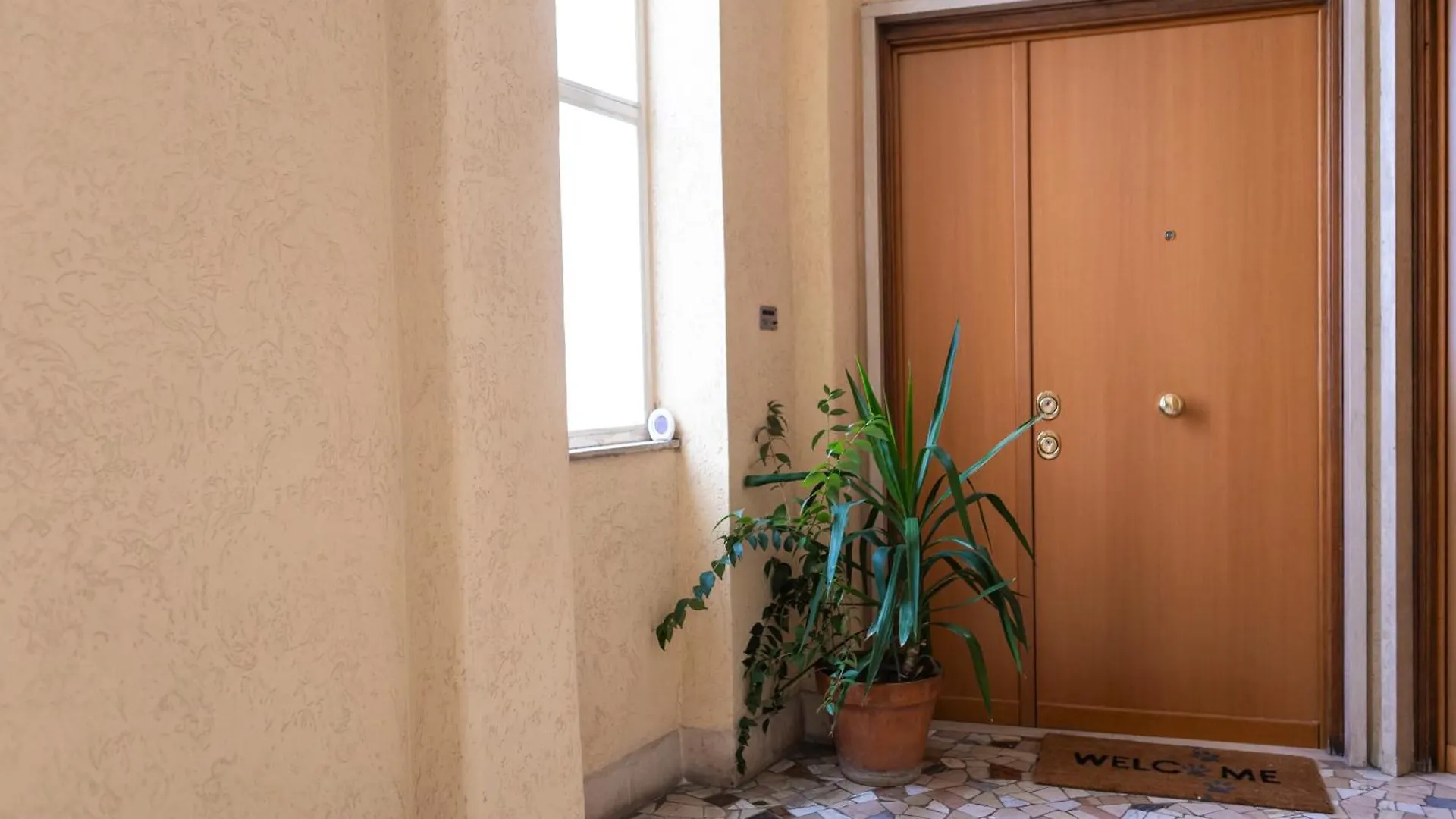 Open House Roma - Esclusivo Appartamento A Pochi Passi Dalla Metro 0*, Rom